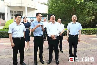 小图拉姆本场数据：1粒进球，3次关键传球，获评全场最高8.0分